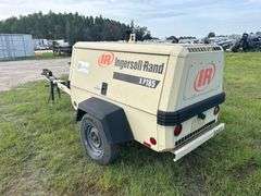 2001 Ingersoll-Rand XP185WJD S/A Towable Air Compressor