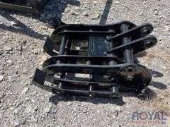 2025 Mini Excavator Fixed Position 3-Tooth 18in. Thumb Attachment
