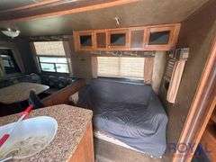 2015 Revere Shasta 27DB 5th Wheel Travel Trailer