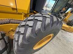 2024 John Deere 872GP Articulated Motor Grader