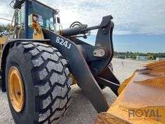 2005 John Deere 824J Articulated Wheel Loader