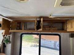 2000 Safari C-Series 425 40ft Panther Motorhome