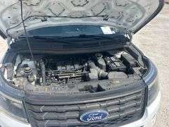 2017 Ford Explorer AWD SUV