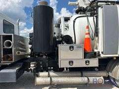 2017 Kenworth T880 T/A Aquatech Combination Sewer Jetter Vacuum Truck
