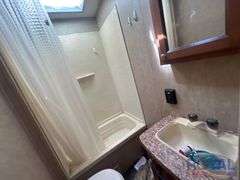 2015 Revere Shasta 27DB 5th Wheel Travel Trailer