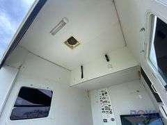 2007 Dutchmen Victory Lane 38SRV 40FT. Tri-Axle 5th Wheel Toy Hauler Travel Trailer