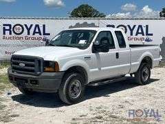 2006 Ford F-250 4x4 Ext. Cab Pickup Truck