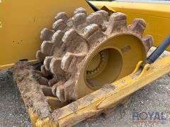 2019 Caterpillar 815K Articulated Compactor