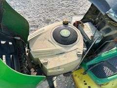 John Deere D110 42in Riding Mower