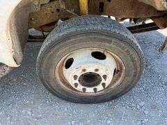 2000 Ford F-450 11ft  Flatbed Truck