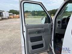 2013 Ford E-350 Passenger Van