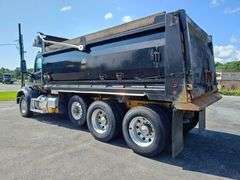 2017 Peterbilt 567 Tri-Axle Dump Truck
