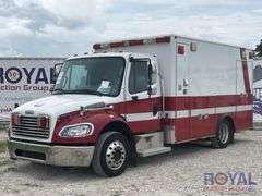 2004 Freightliner M2 106 Ambulance