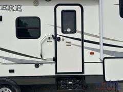 2015 Revere Shasta 27DB 5th Wheel Travel Trailer