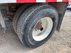 1998 Ford F800 2,000 Gallon Water Truck