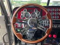 2006 Peterbilt 379 T/A Wet Kit Sleeper Cab Truck Tractor