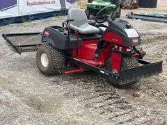 2018 Toro  Sand Pro Bunker Rake with Edger Broom