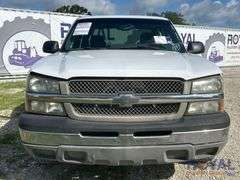 2003 Chevrolet Silverado 1500 HD Crew Cab Pickup Truck