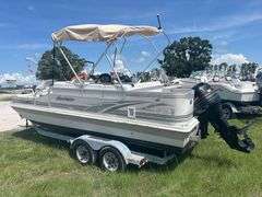 2002 Hurricane 196FF Fun Deck 19ft Deck Boat with 23ft T/A Boat Trailer