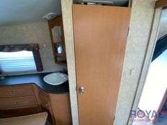2007 Dutchmen Victory Lane 38SRV 40FT. Tri-Axle 5th Wheel Toy Hauler Travel Trailer