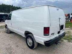 2013 Ford E-350 Cargo Van