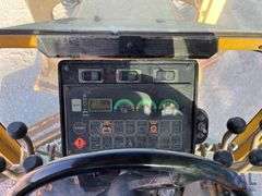 2000 John Deere 770CH Articulated Motor Grader