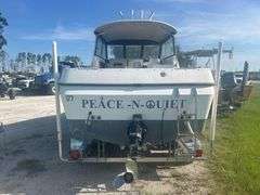 1992 Bayliner Trophy 21ft Yacht with 24ft T/A Boat Trailer
