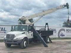2014 International DuraStar 4300 Terex BT2047 47ft Crane Truck