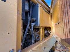2000 John Deere 770CH Articulated Motor Grader