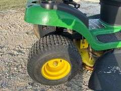 John Deere D110 42in Riding Mower