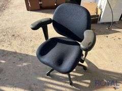 Mid-Back Office Chair