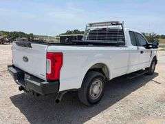 2017 Ford F-350 Ext. Cab Pickup Truck