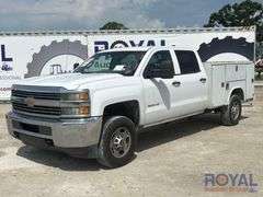 2015 Chevrolet Silverado 2500HD Crew Cab Reading Service Truck