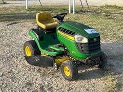 John Deere D110 42in Riding Mower