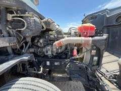 2015 Peterbilt 579 T/A Sleeper Cab Truck Tractor