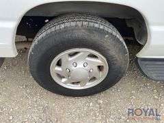 2013 Ford E-350 Passenger Van