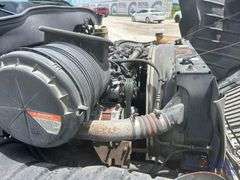 2005 International 4300 LP 14FT Flatbed Truck