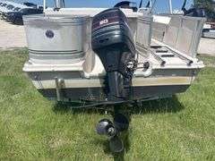 2002 Hurricane 196FF Fun Deck 19ft Deck Boat with 23ft T/A Boat Trailer