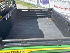 2021 John Deere XUV 835M Gator 4x4 Utility Cart