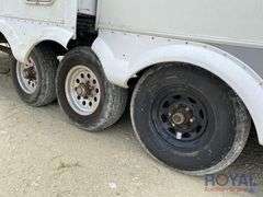 2007 Dutchmen Victory Lane 38SRV 40FT. Tri-Axle 5th Wheel Toy Hauler Travel Trailer