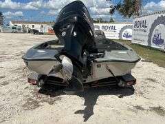 2017 Stratos 294 XL Evolution 20ft Fishing Boat with 20ft Boat Trailer