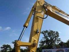 2019 Komatsu PC490LC-11 Hydraulic Excavator