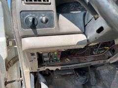 2000 Ford F-450 11ft  Flatbed Truck