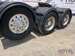 2020 Peterbilt 389 Tri-Axle Sleeper Cab Truck Tractor