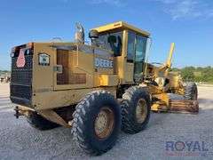 2000 John Deere 770CH Articulated Motor Grader