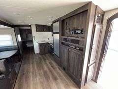 2020 Mesa Ridge Lite 2802BH 32ft Travel Trailer
