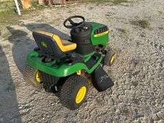 John Deere D110 42in Riding Mower