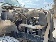1998 Ford F800 2,000 Gallon Water Truck
