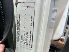 2010 International 4300 2,000 Gallon Water Truck
