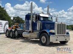 2020 Peterbilt 389 Tri-Axle Sleeper Cab Truck Tractor